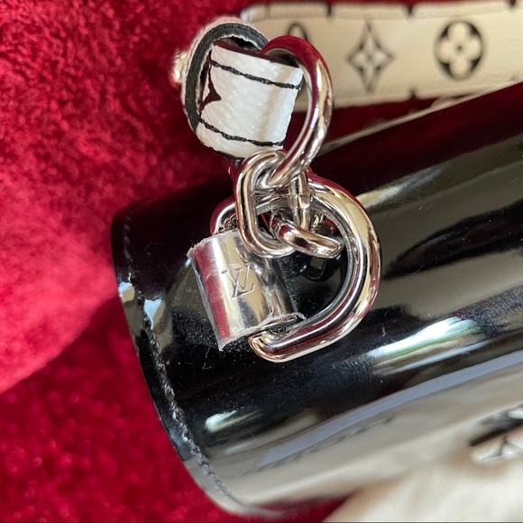 Louis Vuitton Twist - Picture 8 of 10